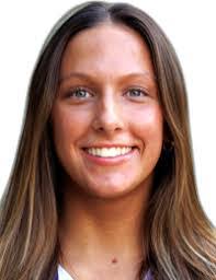 Erin Roe's Instagram, Twitter & Facebook