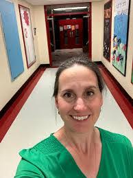 Thomas Deschaine's Instagram, Twitter & Facebook