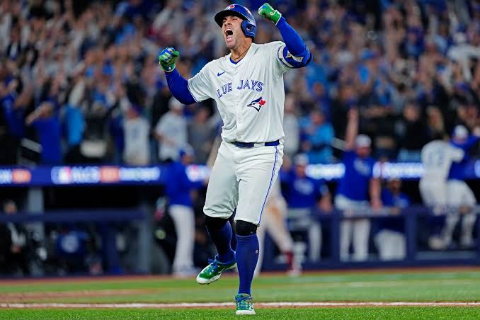Toronto Blue Jays advance to World Series, will face Los Angeles Dodgers