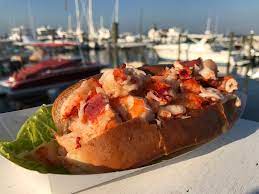 Where To Eat Warm Lobster Rolls In Connecticut 2017 Edition Ct Bites