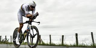 Une séquence à revoir sur non stop zapping. Tour De France Tom Dumoulin Remporte Le Contre La Montre De La 20e Etape