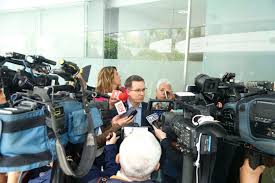 Entrevista al coordinador de las y los senadores del PAN, Ricardo Anaya Cortés, antes del inicio de la sesión