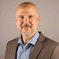 Aaron Derr's Instagram, Twitter & Facebook