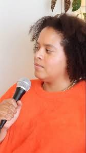 She’s woo’d! Older-sister energy