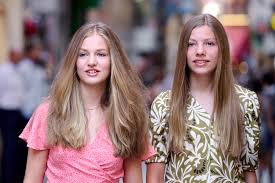 Amiga de la infanta Leonor la expone con foto íntima – Nueva Mujer