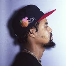 Chevrolet camaro but I don't know What year is this car?