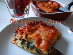 Lasagne cremose con mozzarella e parmigiano. Lasagne Ricotta E Spinaci