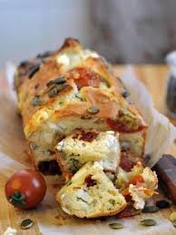 Rezept Brot Mit Tomaten Schafkase Und Kurbiskernen Brot Mit Tomate Rezepte Essen Rezepte