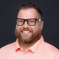 Collin Kraft's Instagram, Twitter & Facebook