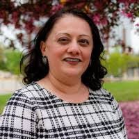 Komal Dave's Instagram, Twitter & Facebook