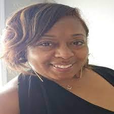 Cassandra Skinner's Instagram, Twitter & Facebook