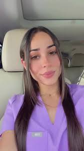 #fyp #parati #tiktok #miami #foryoupage #latina #trending #🇨🇺 #brownhair  #viral #cubana #cuban #scrublife #straighthair #selfie #reparto #danyome