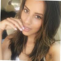 Sarah Monie's Instagram, Twitter & Facebook