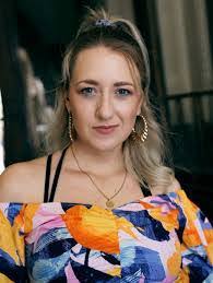 Eli Schwarz's Instagram, Twitter & Facebook