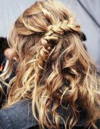 Découvrez le top plus belles coupes et couleurs cheveux pour l'année 2019.une belle série inspirante! Coupe Cheveux Mi Longs Avec Meche Automne Hiver 2016 Cheveux Mi Longs Nos Idees De Coiffures Tendances Elle