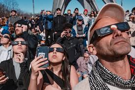 Highlights From the Total Solar Eclipse's Dark Path Through the U.S.,  Mexico and Canada