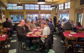 Known to most as simply machiavelli's, this seattle fixture has been serving up pizza, pasta and specialty italian dishes since 1988. Ristorante Machiavelli