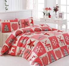 Ev tekstili kategorisi altında sunulan çift kişilik nevresim takımı modelleri, ürünlerin renklerine, desenlerine, baskılarına, ebatlarına, yapıldıkları malzemelerine göre farklılık gösteriyor. Venusce Yilbasi Temali Kirmizi Cift Kisilik Nevresim Takimi Alkapida Com