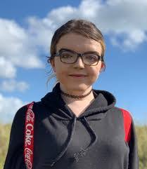 Natalie Hussey's Instagram, Twitter & Facebook