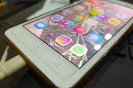 Silahkan akses dan manfaatkan kumpulan link grup whatsapp (wa) untuk dewasa 17+ 18+ 21+. Tautan Grup Whatsapp Ternyata Dapat Terdeteksi Oleh Pencarian Google Pikiran Rakyat Depok