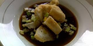 Saya sering keluar kota, dan dimana ada pedagang pempek saya pasti makan di. Ini Asal Usul Pempek Yang Diributkan Jambi Dan Sumsel Merdeka Com