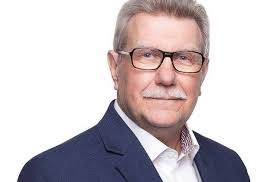 Chce budować. Szuka środków