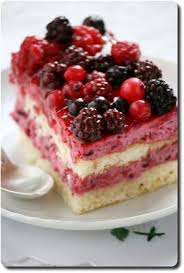 Entremets A La Mousse De Fruits Rouges Mousse De Fruits Rouges Mousse Fruit Gateaux Et Desserts