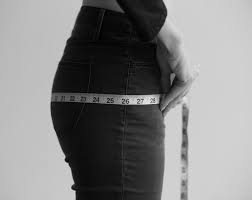 Berikut ini beberapa cara mengukur lingkar perut yang bisa anda lakukan di rumah. Soscilla Cara Mengetahui Ukuran Membeli Pakaian Online Yang Pas