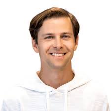 Kevin Stumpf's Instagram, Twitter & Facebook