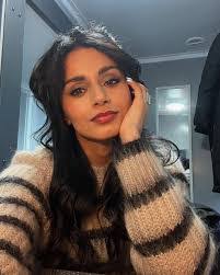 Bhavna Limbachia's Instagram, Twitter & Facebook