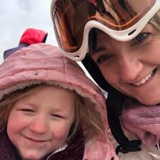 Leanne Starkey (@starrylea)