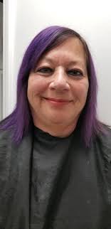 Donna McGowan, Executive Director of the Alzheimer's Association RI  chapter, goes from start to finish of her "hair transformation." Read about  it and watch the videos