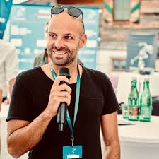 Nach einem Jahr harter Arbeit 💪 habe ich viel im Bereich e-Commerce und…