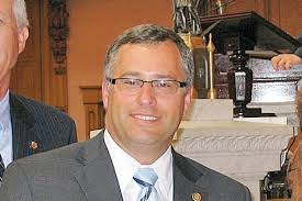 Allan Sayre's Instagram, Twitter & Facebook