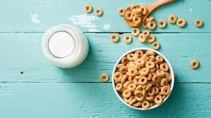 One serving contains 1.9 g of fat, 3.3 g of protein and 29 g of carbohydrate. The Untold Truth Of Cheerios