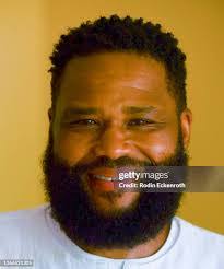 Devon Shepard's Instagram, Twitter & Facebook