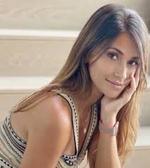 We did not find results for: Antonela Roccuzzo Se Alio Con Georgina Rodriguez Para Unir A Lionel Messi Y Cristiano Ronaldo Strikers Lado B