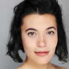 Anna Gabay's Instagram, Twitter & Facebook