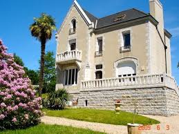Maison De Caractere A Huelgoat Centre Bretagne Maison Vieilles Pierres Finistere Nord Pierres Et Mer Maison Bretagne Maison De Caractere Maison