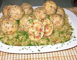 Der Klassische Tiroler Knodel Rezept Rezept Knodel Rezept Rezepte Knodel