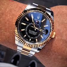 Luxury Men S Watch 326933 Rolex Sky Dweller Luxury Watches For Men Rolex Watches Watches For Men