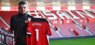 Southampton football club's official twitter account. Southampton Fc Sign Uk Fifa Player Owen Venn As Their First Full Time Esports Player Esports News Uk