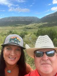 Six years ago the Minor brothers, Riley and Brady, from Ellensburg,  Washington won team-roping at their hometown rodeo. Afterwards they had a  little bit of fun as you can see in this