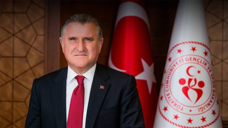 KYK kredi alan öğrenci burs başvurusu yapabilir mi? 2026-2027 KYK burs başvuru şartları