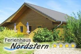 Das Ferienhaus Talisman Ist Ein 5 Sterne Holzhaus Und Bietet Eine Erholsame Basis Fur Einen Entspannten Nords Ferienhaus Sankt Peter Ording Ferienhaus Holzhaus