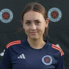 Ava Bowles's Instagram, Twitter & Facebook