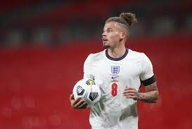 Öncelikle ampullerin ve bazı elektrikli aletlerin üretimiyle yola çıkan philips, geçmişten bugüne ürün çeşitliliğini genişletiyor. Leeds United England Fans Slam Kalvin Phillips After Denmark Defeat Thisisfutbol Com