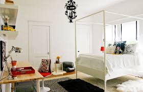 Suzie Ab Chao Gorgeous Boy S Bedroom With White Ikea Edland Bed Lush Designs Lush Pillows Yatak Odasi Dekorasyon Fikirleri Kiz Cocugu Odalari Ev Dekoru