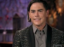 Balancing Act: Episode from August 9th, “Must Ask Questions Before Moving  in Together.” : r/vanderpumprules