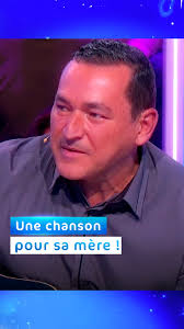 Grâce à sa guitare, il a réussi à guérir sa maman ?, 🌟 Les #12CoupsdeMidi,  c'est tous les jours dès 11h50 sur TF1 & TF1+